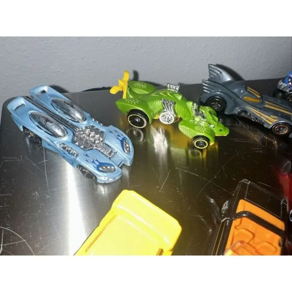 Random Lot Of 14 Hot Wheels‎ Cars Star Wars Splittin image 1994 2001 2013 etc